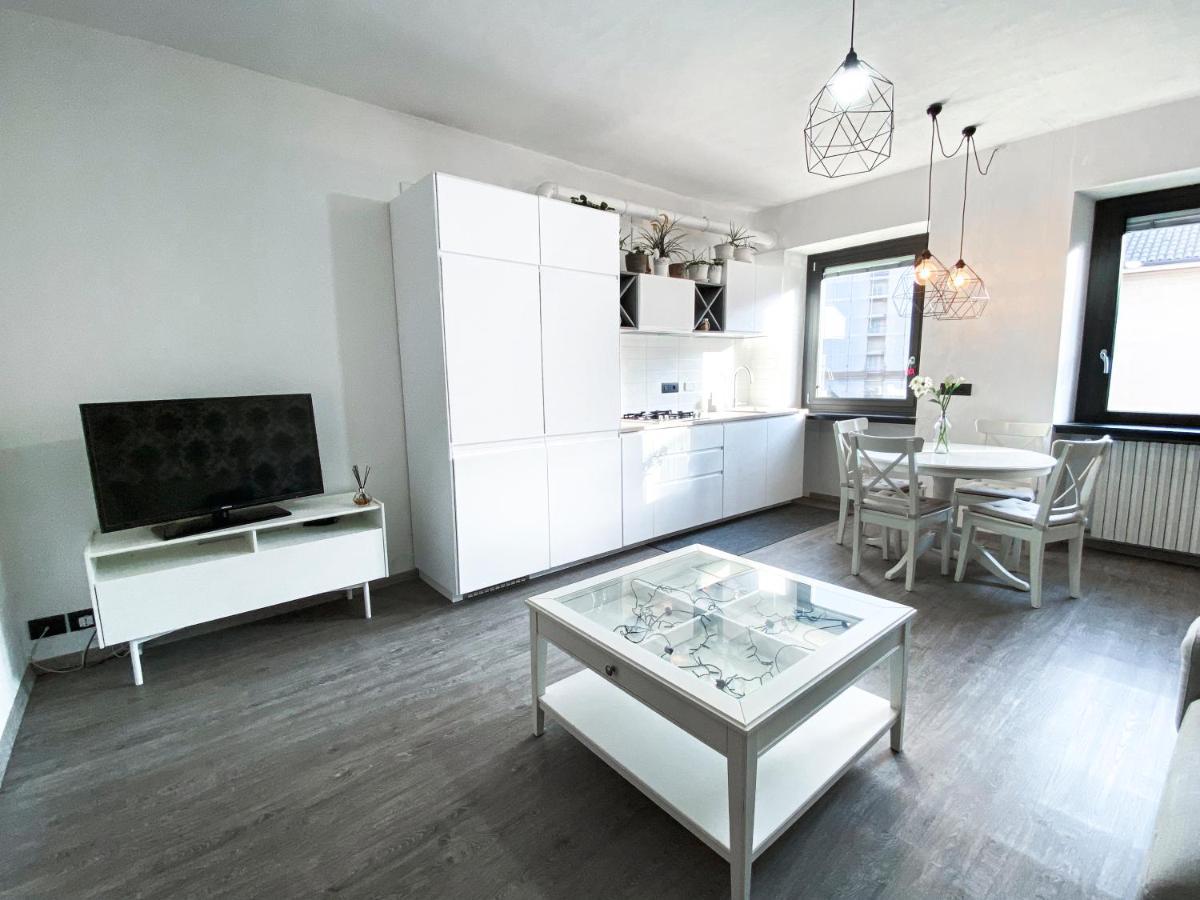 Apartamento Casa San Dona - Luminoso Trilocale Con Parcheggio Turín Exterior foto
